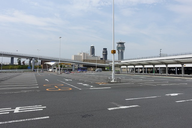 成田空港駐車場