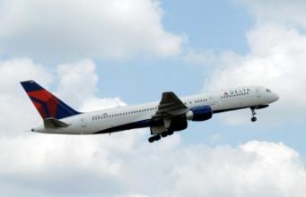 デルタ757