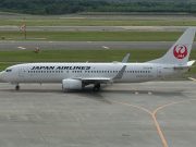 千歳空港JAL