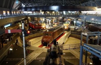 鉄道博物館