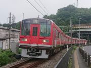赤い1000形