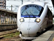 特急かもめ885系