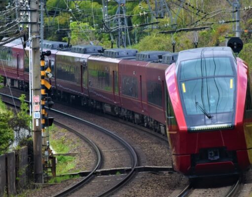 近鉄特急ひのとり80000系