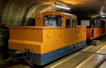 黒部宇奈月キャニオンルート・蓄電池機関車