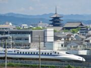 京都新幹線五重塔