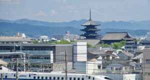 京都新幹線五重塔