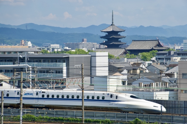 京都新幹線五重塔
