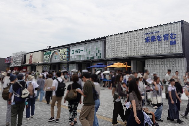 関西万博の行列