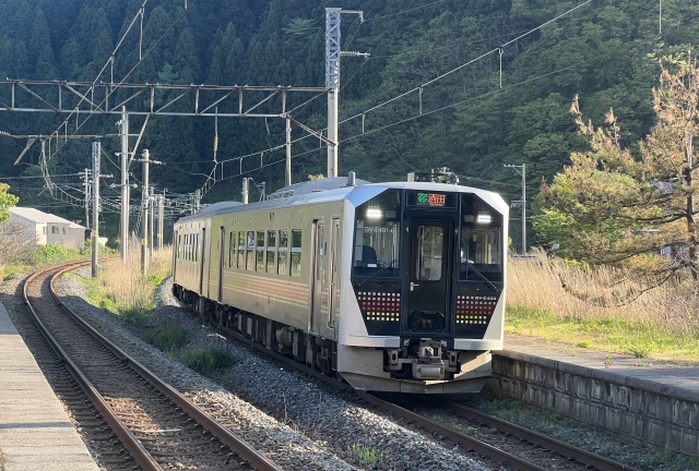GV-E400羽越線