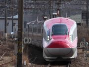 「秋田空港新幹線」構想が新浮上。直結ルート新設、中速新幹線で実現できる? 秋田新幹線こまちE6系