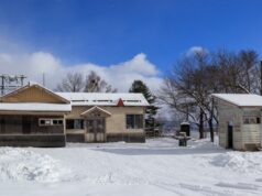「木造駅舎の駅」がまた姿消す。仁山駅を廃止、「貨車駅舎」二股駅も 仁山駅