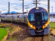 JR四国「スマえき若者限定四国フリーきっぷ」26年度版の概要。3日間1.2万円 しおかぜ8600系