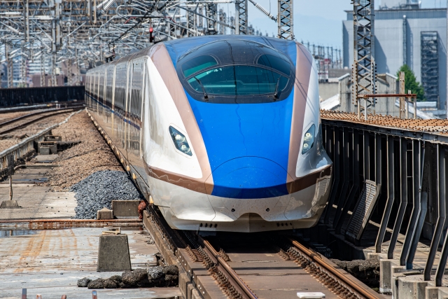 E7系大宮駅