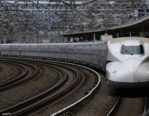 【東京~浜松】新幹線の格安チケット全リスト2026年版。料金、最安値が一目でわかる! 新幹線浜松駅