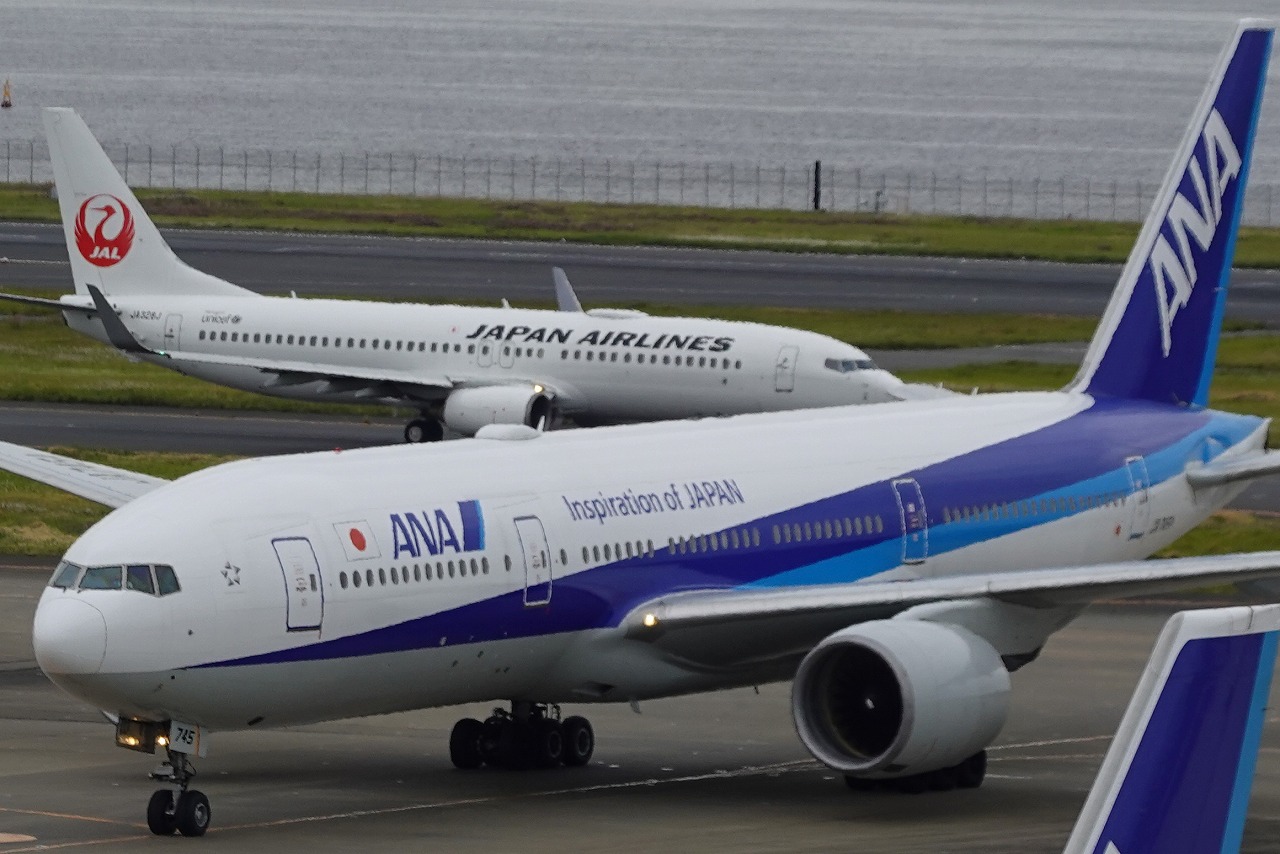 JAL、ANA