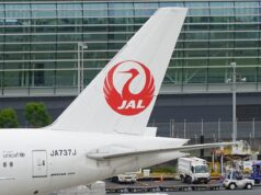 燃油サーチャージ、9-10月は大幅安で狙い目か。JAL、欧米往復10万円に JAL