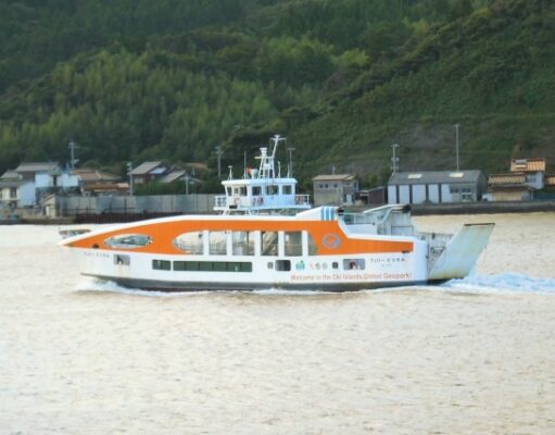 隠岐・島前3島の生活航路に新造船。車両積載数増、29年就航へ フェリーどうぜん